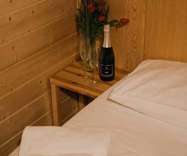 迪瓦尔酒店 3* Osiek (Kuyavian-Pomeranian)