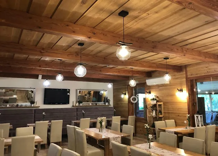 迪瓦尔酒店 宾馆 3*